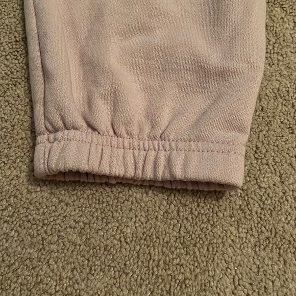 Comfy sweatpants! - Picture 3 of 4